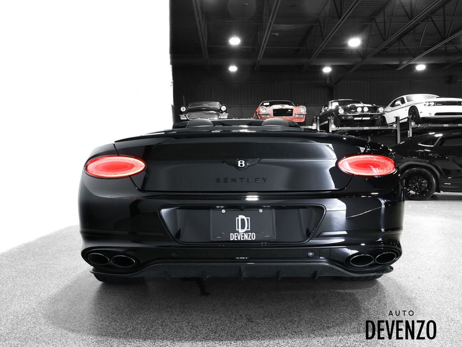 Bentley Continental 2022 2022 Noir