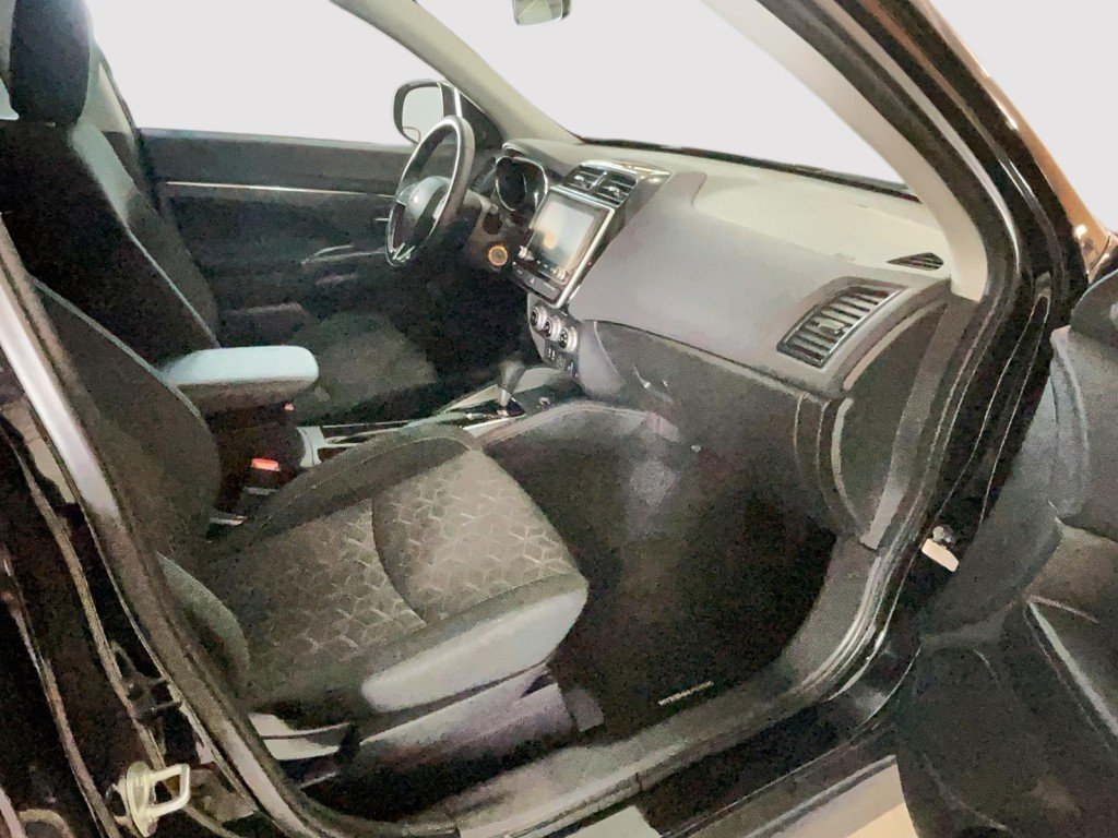 2023 Mitsubishi RVR Black Amos - photo #14
