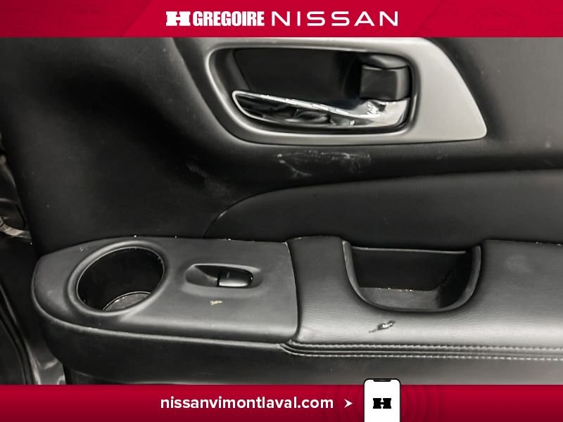 2017 Nissan Pathfinder Grey Saint-Eustache - photo #15