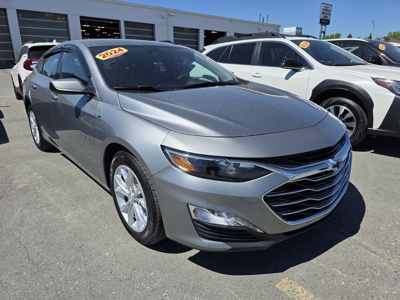 2024 Chevrolet Malibu 1LT Grey Rouyn-Noranda - photo #5