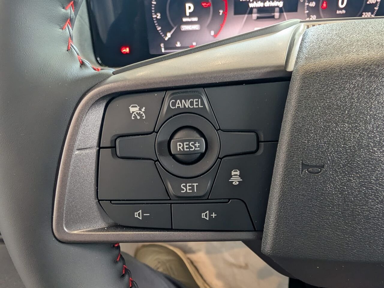 2026 NISSAN Sentra SENTRA SR Bluestone Pearl Metallic Châteauguay - photo #19