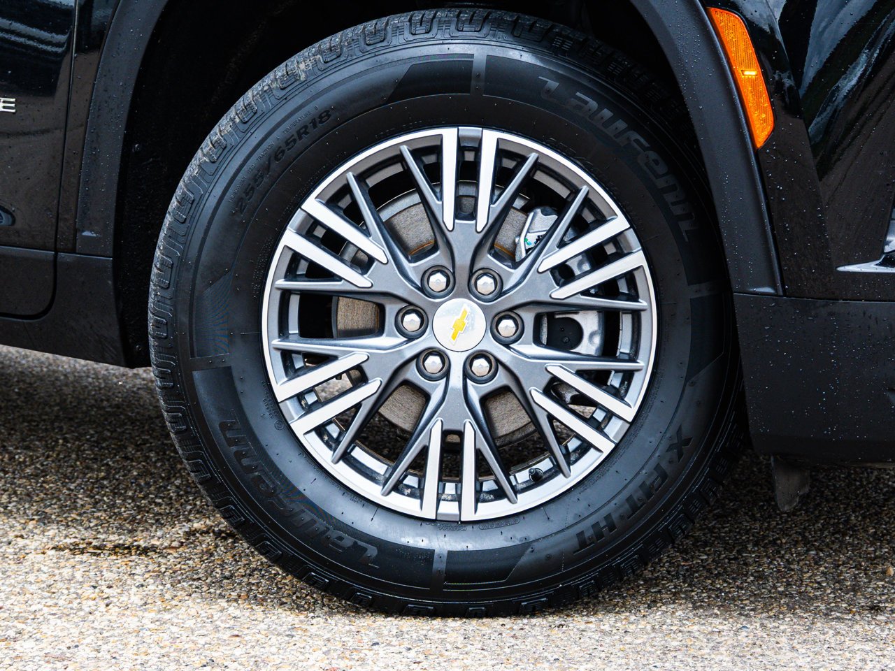 2026 Chevrolet Traverse AWD 4dr LT Black Sherwood Park - photo #4