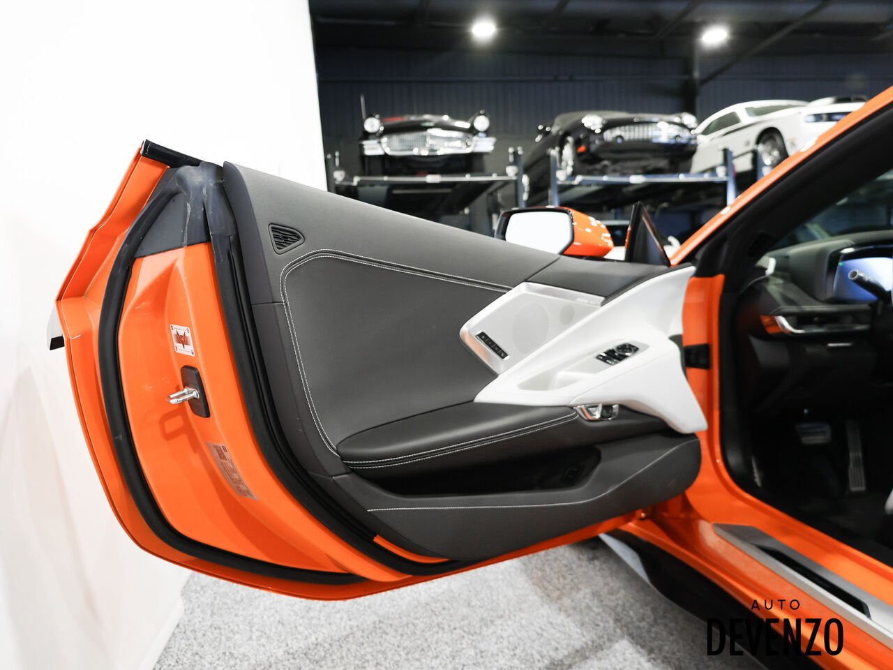 Chevrolet Corvette 2024 Orange Saint-Eustache - photo #10