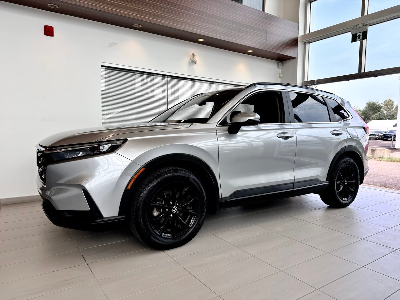 Honda CR-V 2023 Gris Notre-Dame-des-Prairies - photo #2