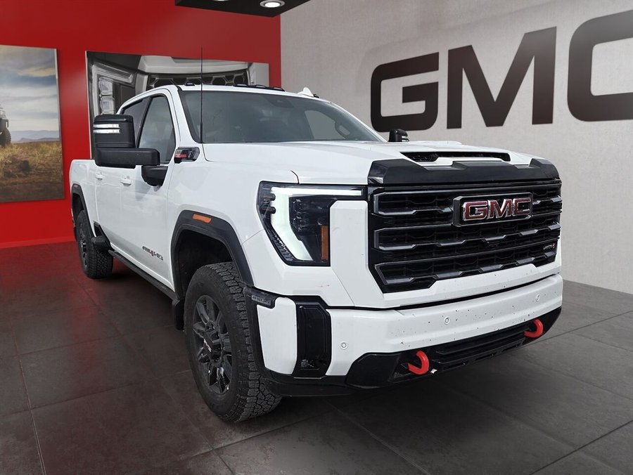 GMC Sierra 2500HD AT4 cabine multiplace 4RM 159 po 2026 BLANC SOMMET