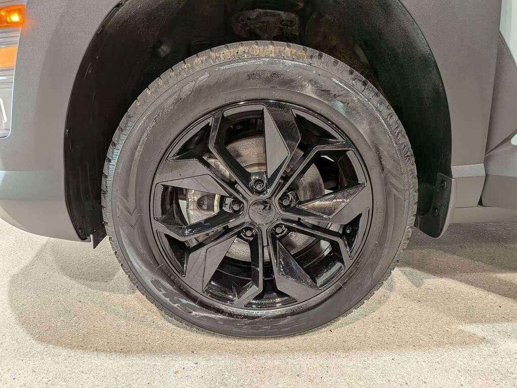 2024 Hyundai Kona 2.0L Preferred AWD Green Val-David - photo #33