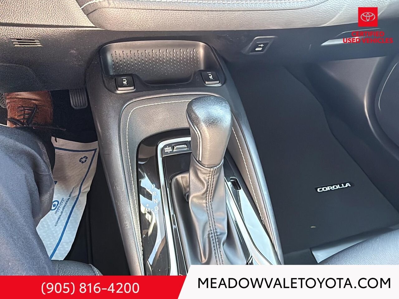 2023 Toyota Corolla Hatchback One owner, Low KM's, Alloy Wheels, Back up Camera Classic Silver Metallic Mississauga - photo #16