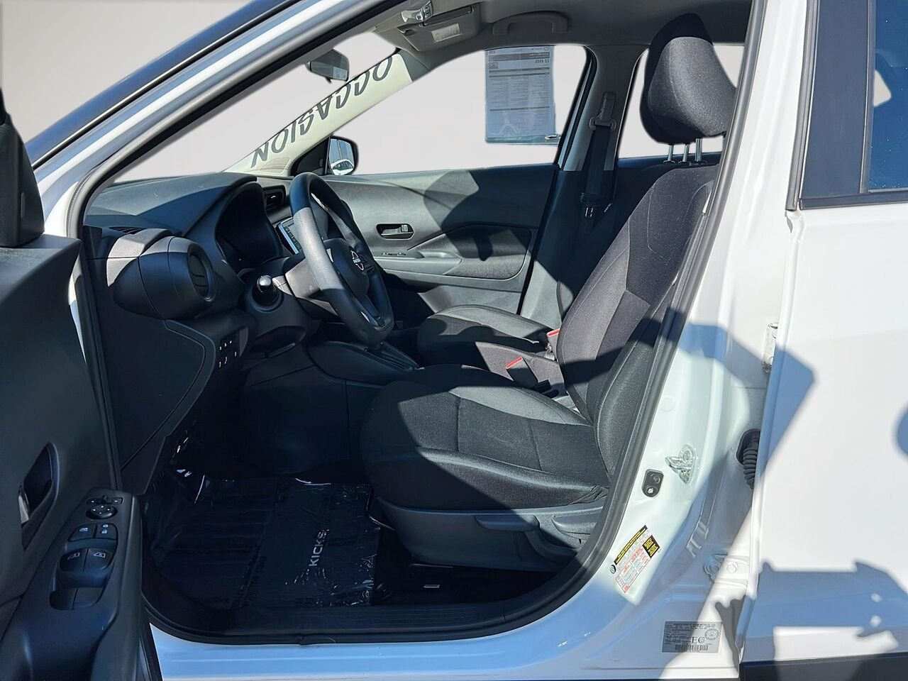 Nissan Kicks S 2024 Blanc Québec - photo #8