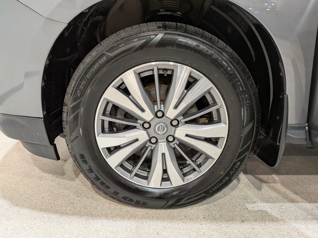 Nissan Pathfinder 4x4 SV Tech 2020 Gris Val-David - photo #37