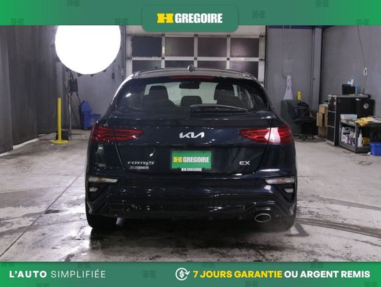 Kia Forte5 2022 2022 Gris