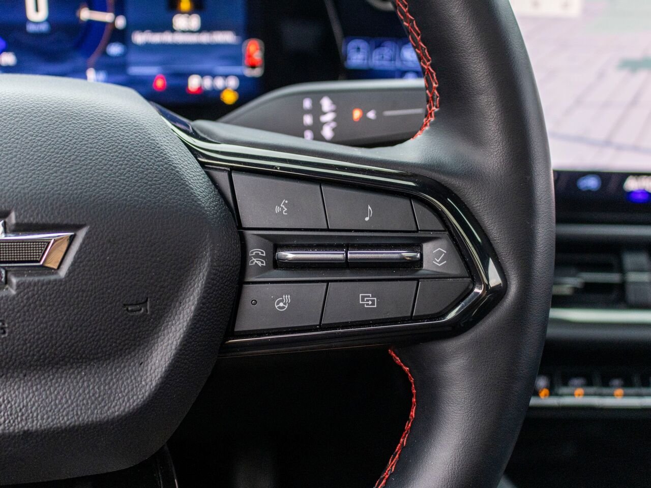 2025 Chevrolet Equinox EV 4 portes RS Black Châteauguay - photo #12