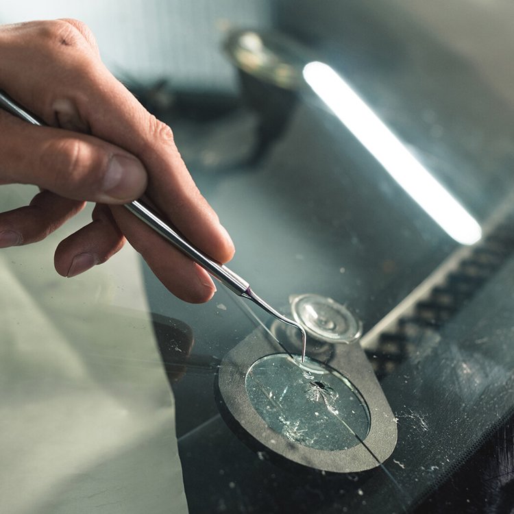 Réparation ou remplacement de pare-brise