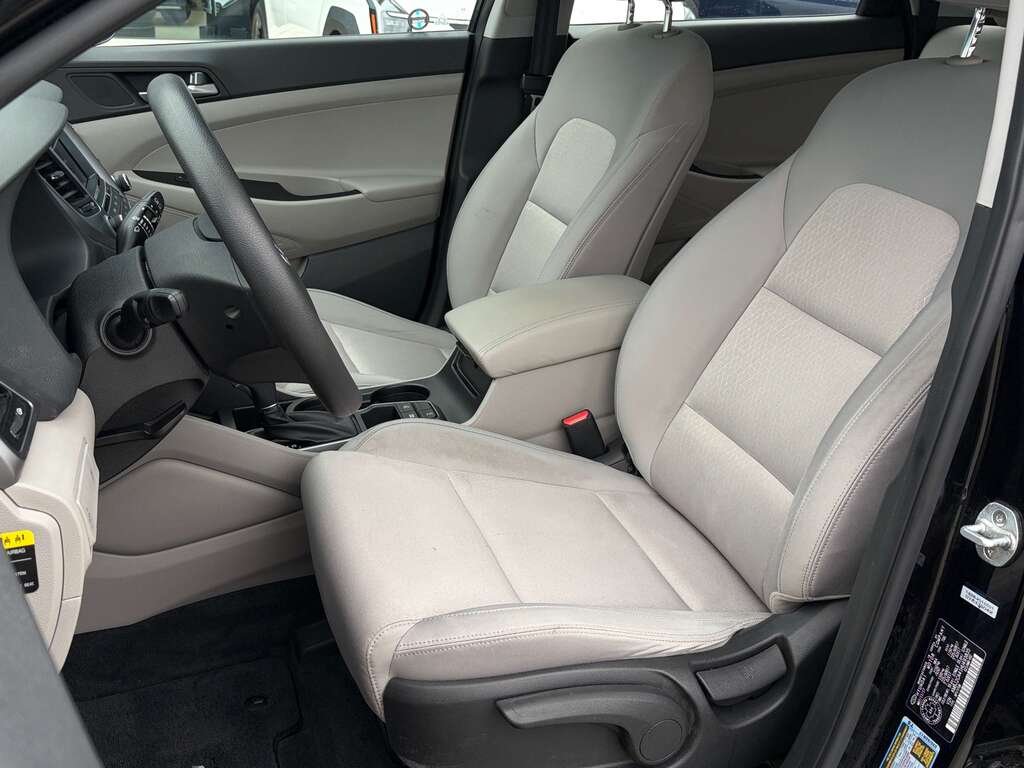 Hyundai Tucson 2017 Noir Gatineau - photo #12