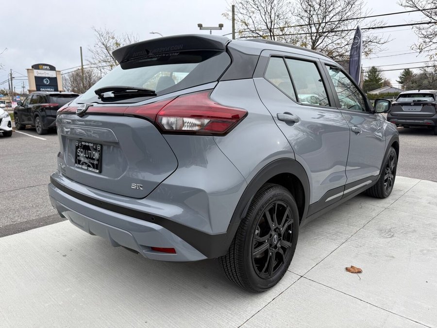 Nissan Kicks 2024 Gris