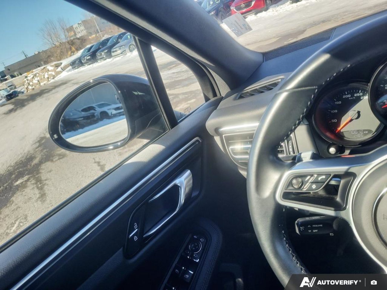 2021 Porsche Macan WP1AA2A50MLB05924 Black Mirabel - photo #19