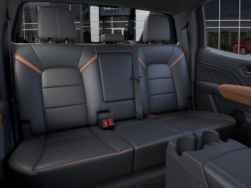 GMC Canyon AT4 cabine multiplace 4RM 2026 NOIR ONYX Sherbrooke - photo #16