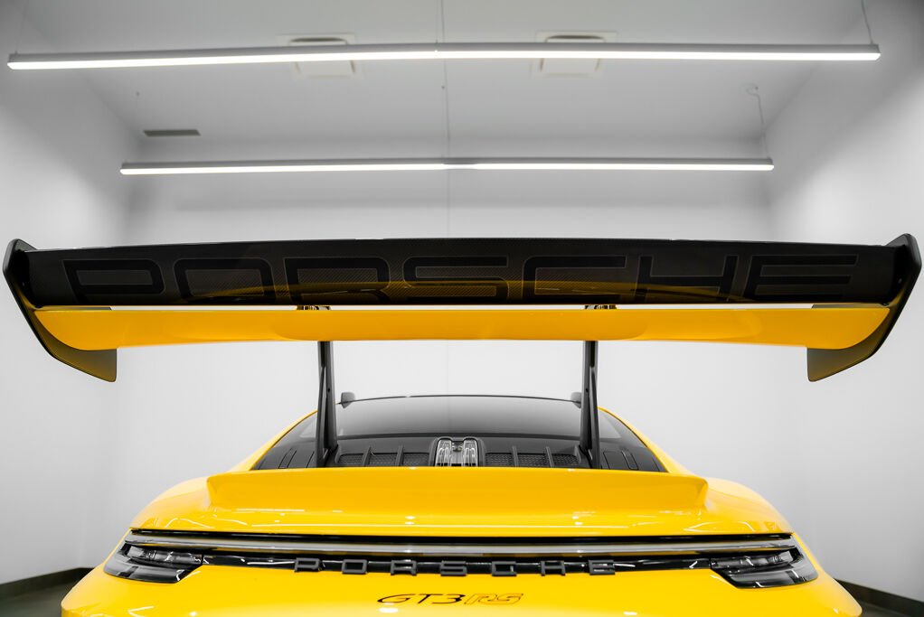 Porsche 911 GT3RS Weissach 2024 Jaune Kirkland - photo #7
