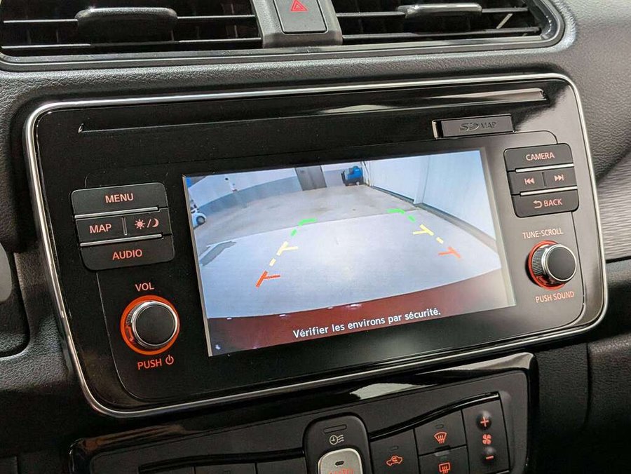 2019 Nissan LEAF Red