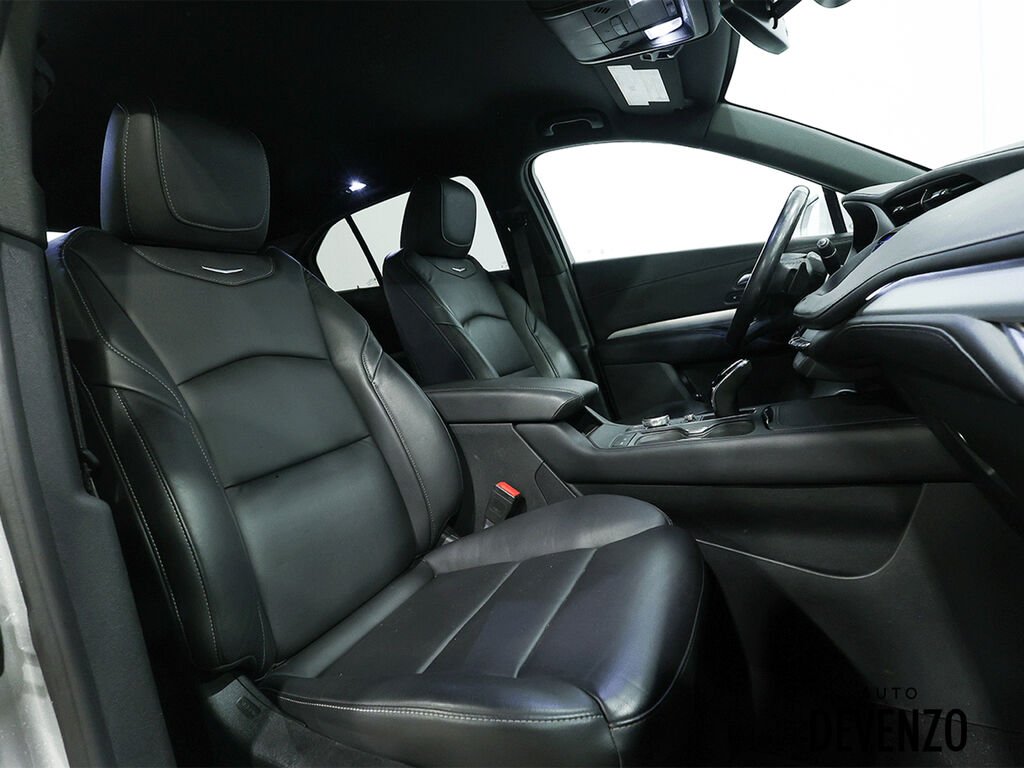 Cadillac XT4 2020 Argent Saint-Eustache - photo #7