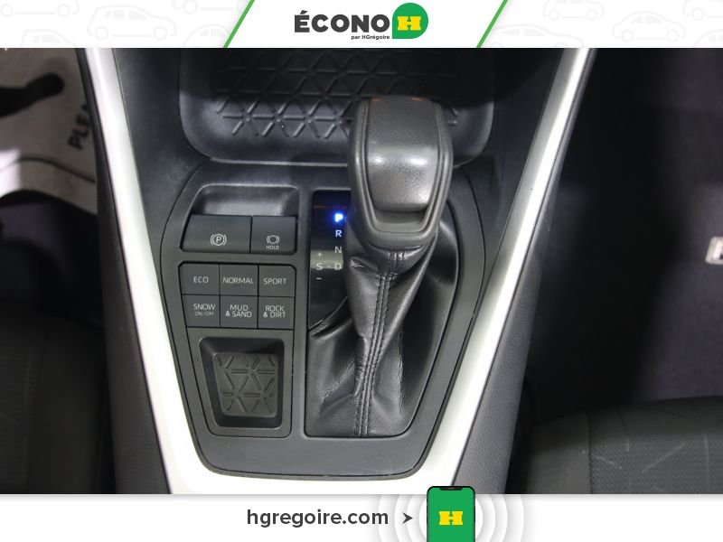 Toyota Rav 4 820743 | LE AWD A/C GR ÉLECT MAGS CAM RECUL BLUETOOTH 2019 Blanc Laval - photo #16