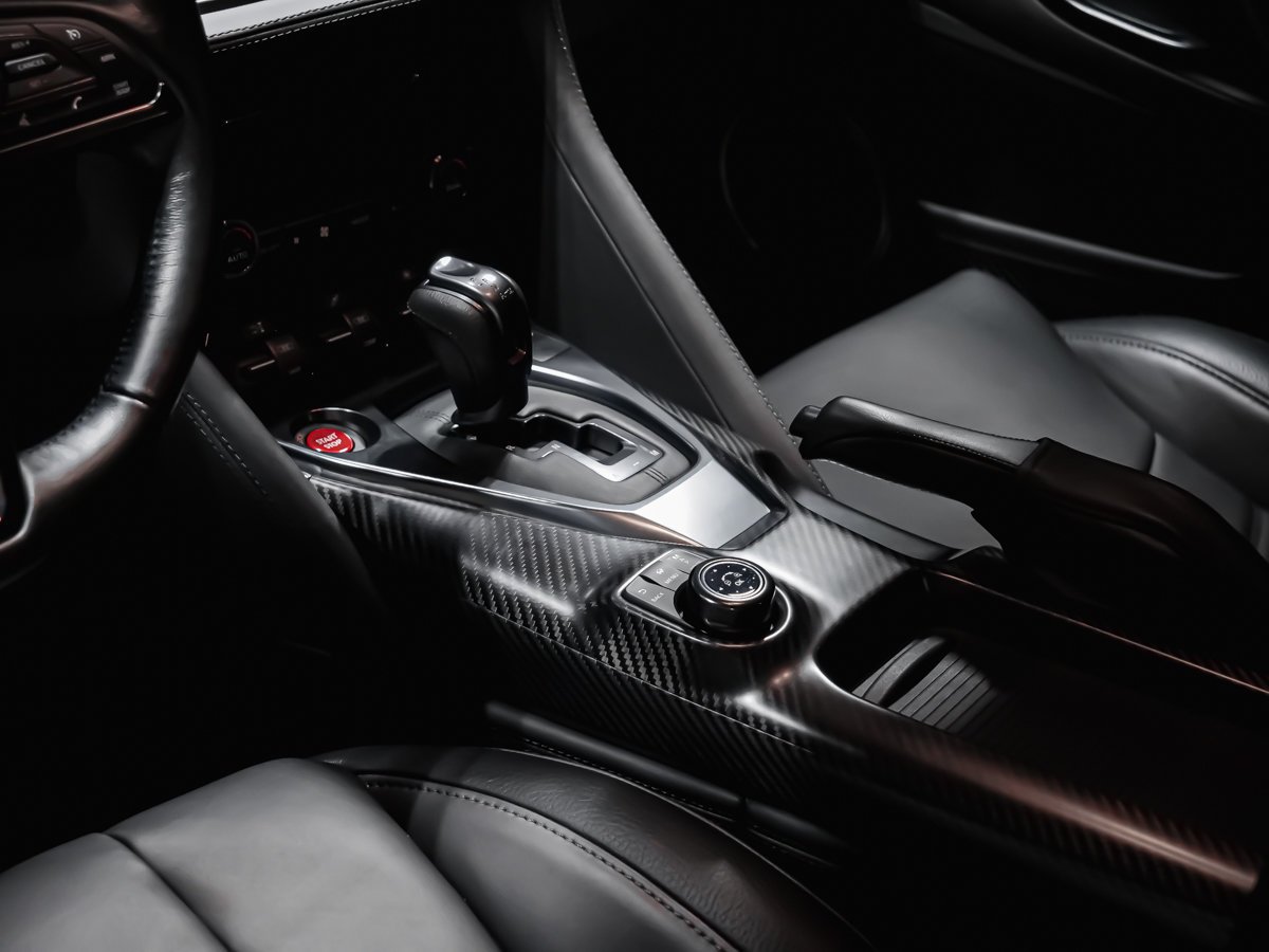 2023 Nissan GT-R PREMIUM White Montreal - photo #23
