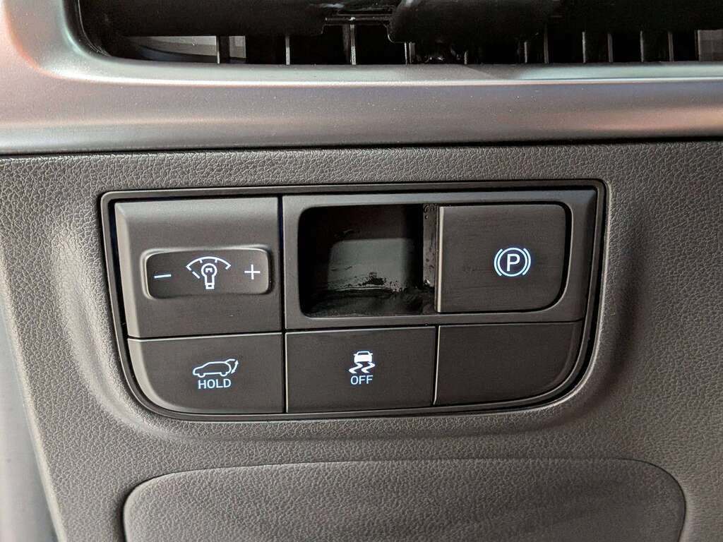 2025 Hyundai Tucson Preferred AWD w/Trend Pkg White Val-David - photo #32