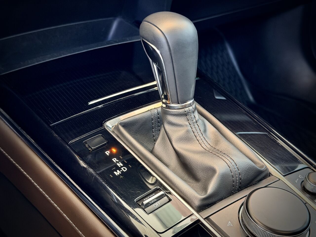 2023 Mazda CX-30 Silver Notre-Dame-des-Prairies - photo #32