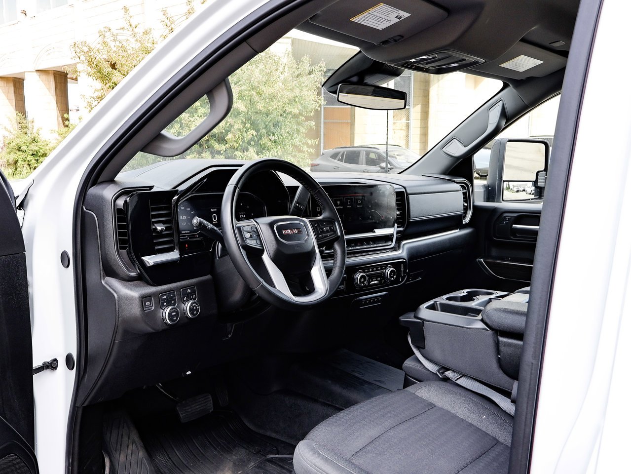 2024 GMC Sierra 3500HD 4WD Reg Cab 142 SLE White Sherwood Park - photo #25