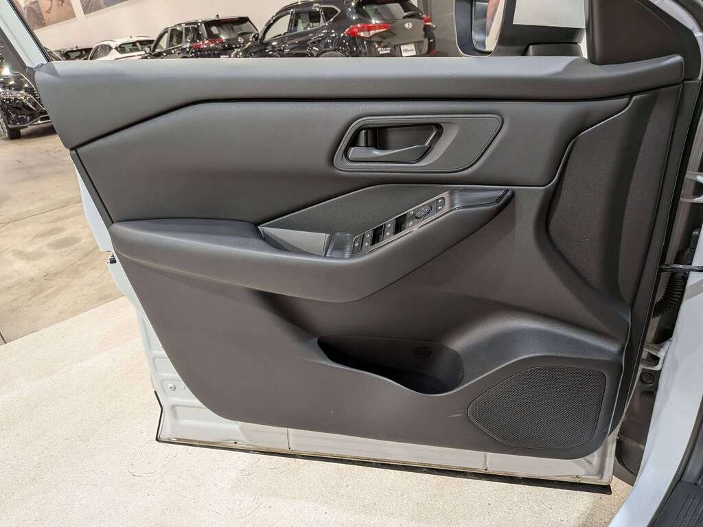 Nissan Rogue AWD S 2024 Blanc Val-David - photo #32