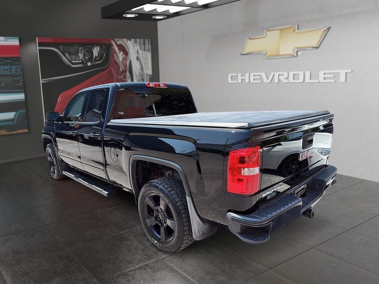 GMC SIERRA 1500 BASE 2018 Noir Saint-Hyacinthe - photo #3