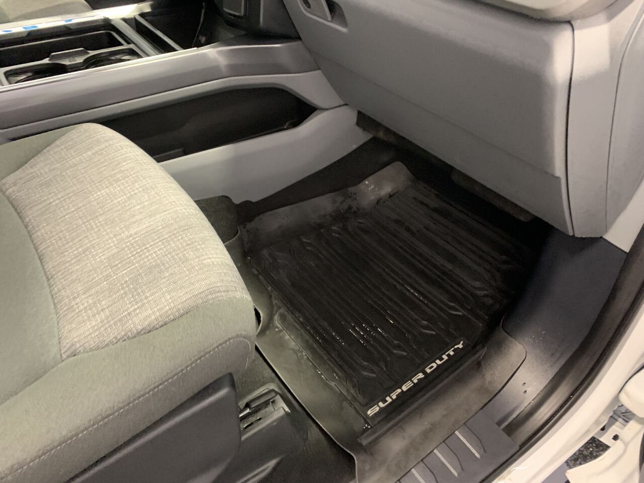 2024 Ford Super Duty F-250 SRW XLT White Châteauguay - photo #25