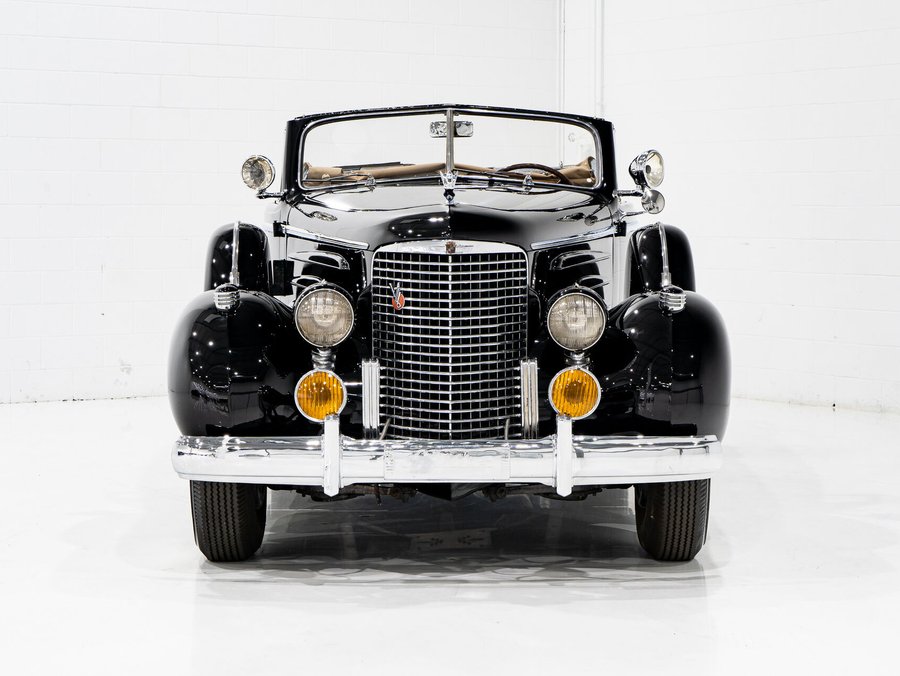 Cadillac Series 90 1938 1938 Noir