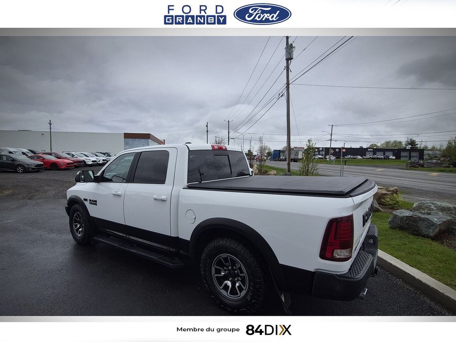 Ram 1500 Rebel cabine d'équipe 4RM 140,5 po 2017 Blanc