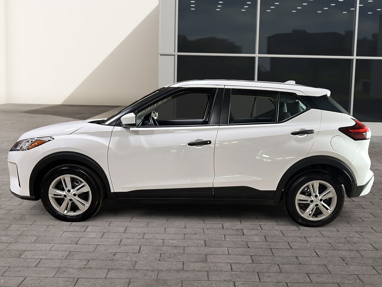 Nissan Kicks S TA 2024 Blanc Québec - photo #4