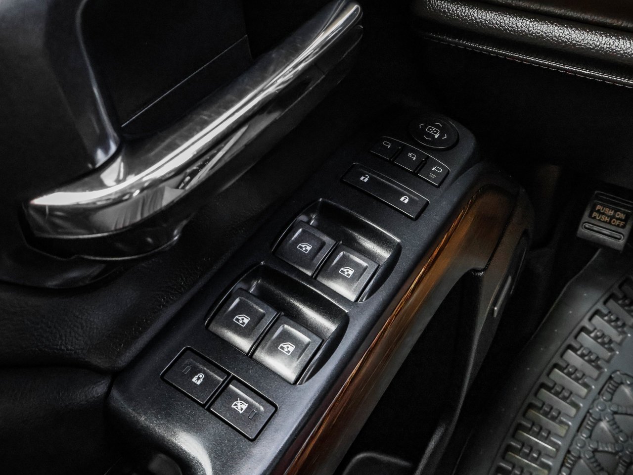 2019 GMC Sierra 3500HD 4WD Crew Cab 153.7 Denali Black Sherwood Park - photo #19