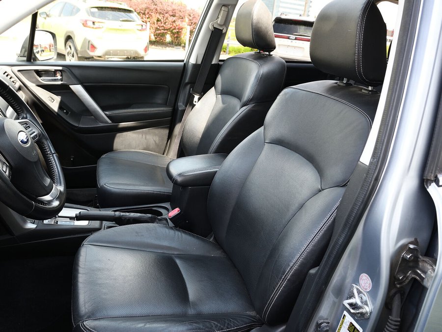 Subaru Forester Familiale 5 portes 2.0XT Groupe Tourisme 2014 Argent