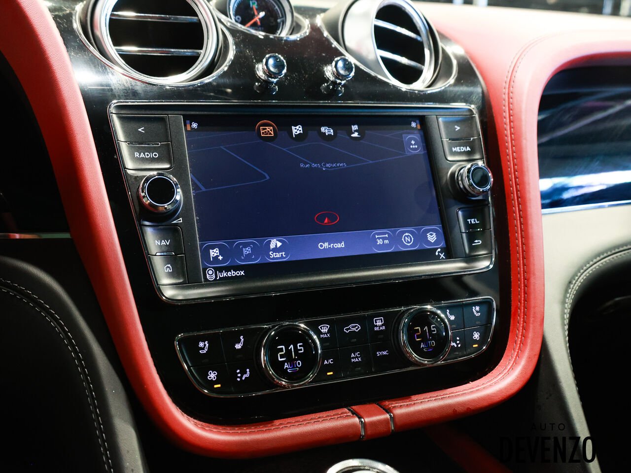 2017 Bentley Bentayga Black Saint-Eustache - photo #17