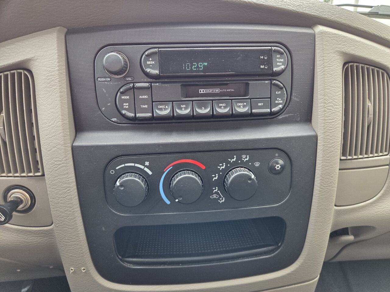 DODGE RAM 1500 2005 Beige Amos - photo #14