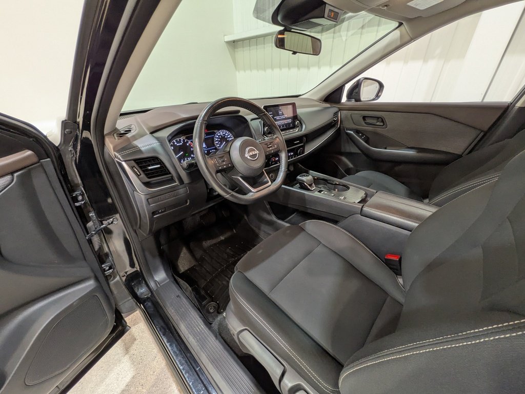 2023 Nissan Rogue FWD S Black Val-David - photo #9