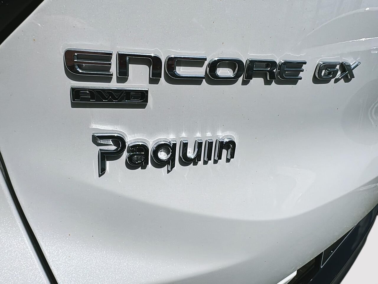 2024 Buick Encore GX White Rouyn-Noranda - photo #8