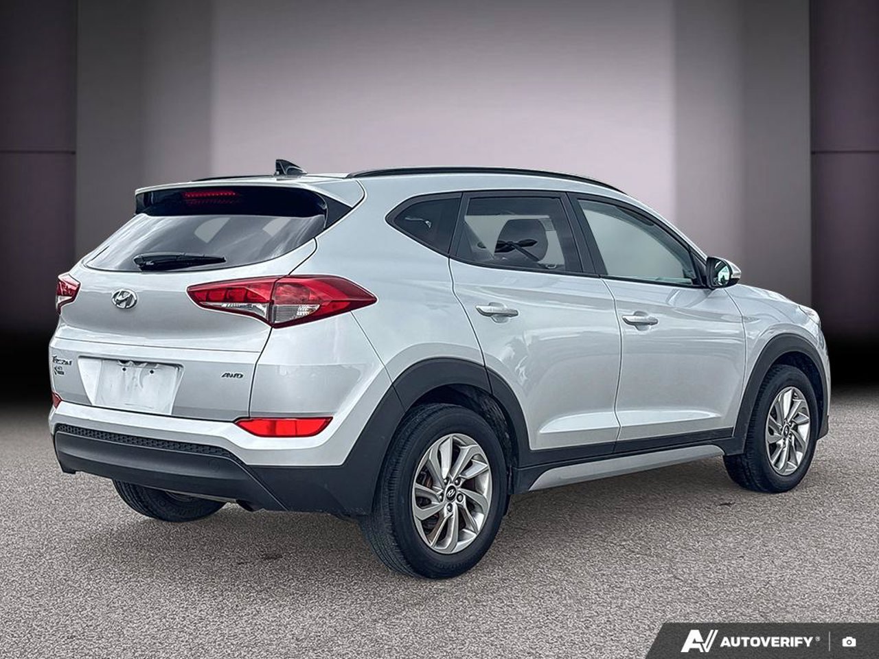 Hyundai Tucson KM8J3CA42JU790048 2018 Gris Mirabel - photo #4