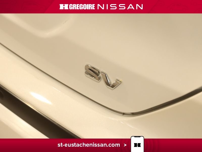 2023 Nissan Kicks White Laval - photo #14
