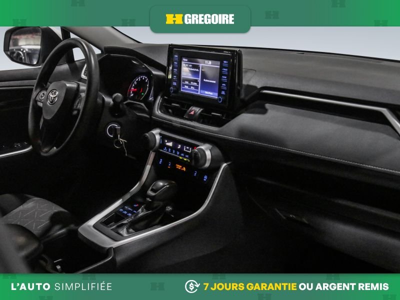 2022 Toyota Rav 4 White Laval - photo #30