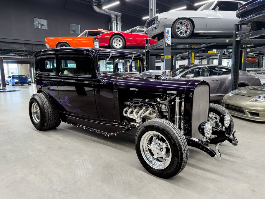 1932 Chevrolet Confederate Coach 1932 Purple