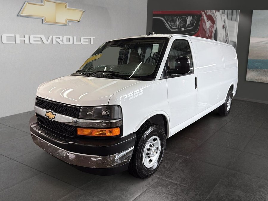 2024 Chevrolet Express Cargo Van 2024 Summit White