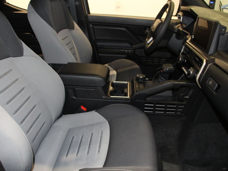 2025 Toyota Tacoma TRD OFF ROAD 2025 Silver