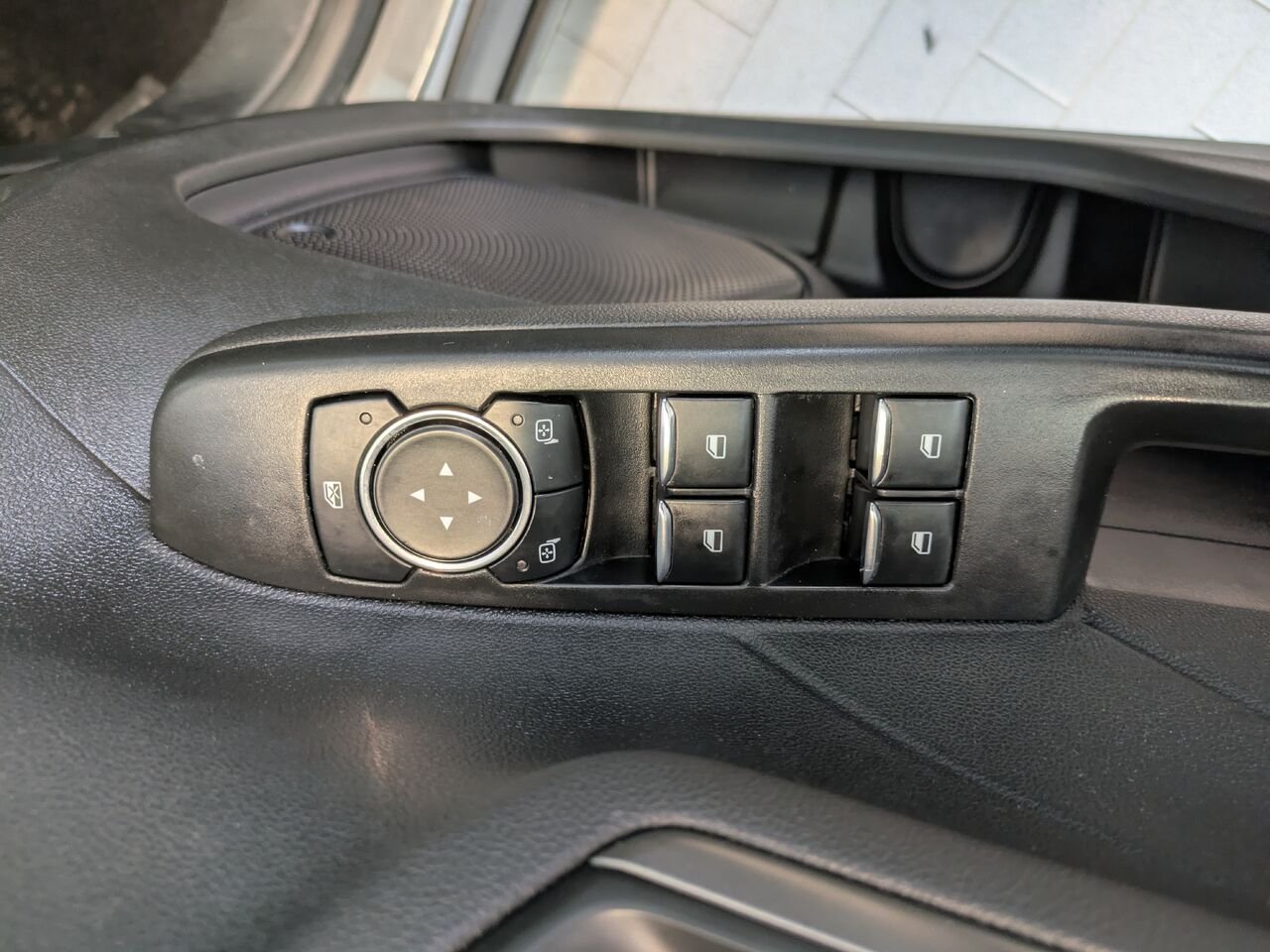 2023 Ford Escape Grey Gatineau - photo #5