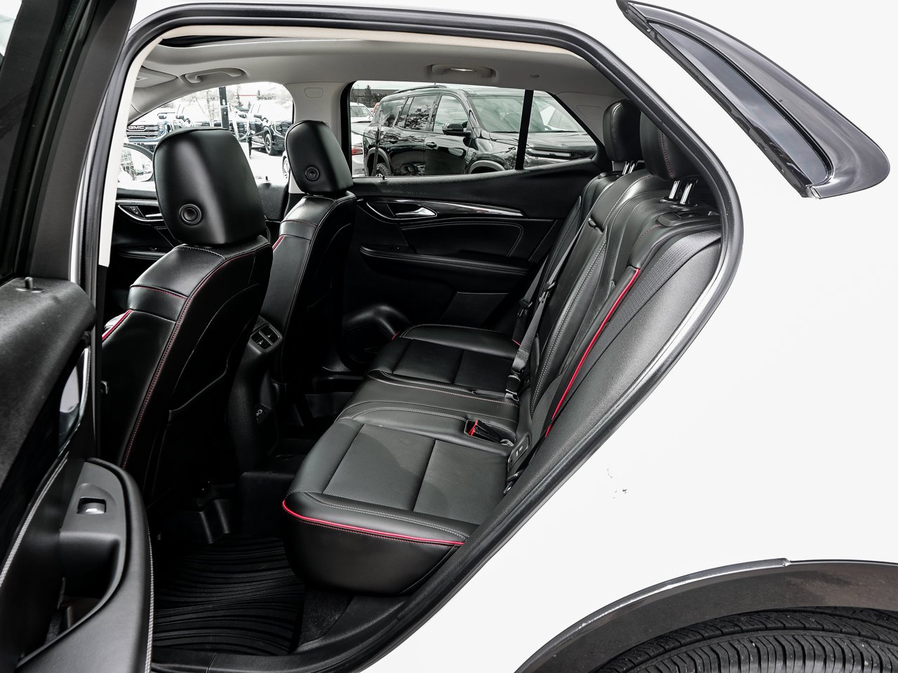 2023 Buick Envision AWD 4dr Essence White Sherwood Park - photo #33