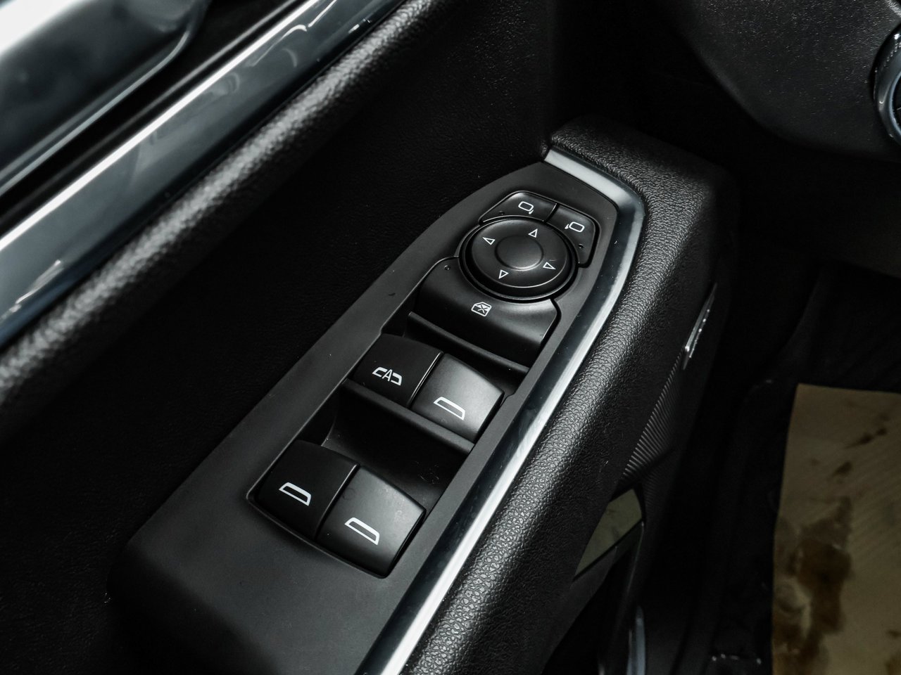 2025 GMC Sierra 1500 4WD Crew Cab 147 Elevation Red Sherwood Park - photo #16