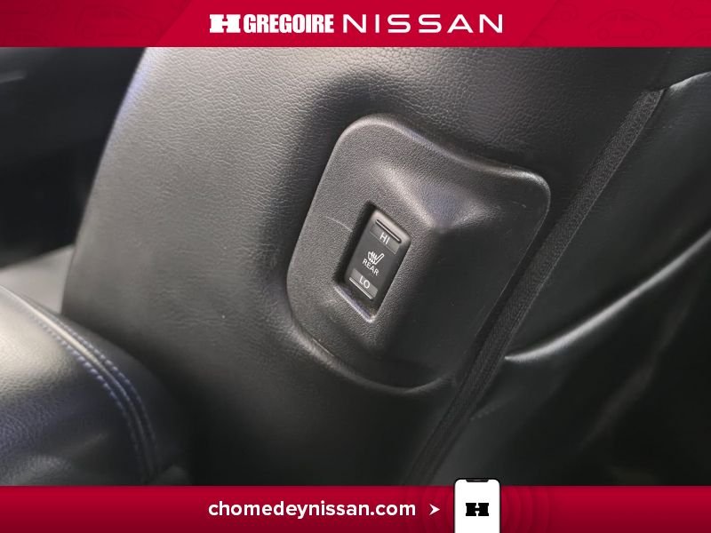 2014 Nissan Leaf Blue Saint-Eustache - photo #24